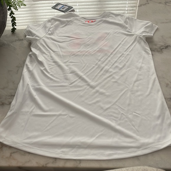 Girl’s Under Armour Athletic Tee - Picture 4 of 4
